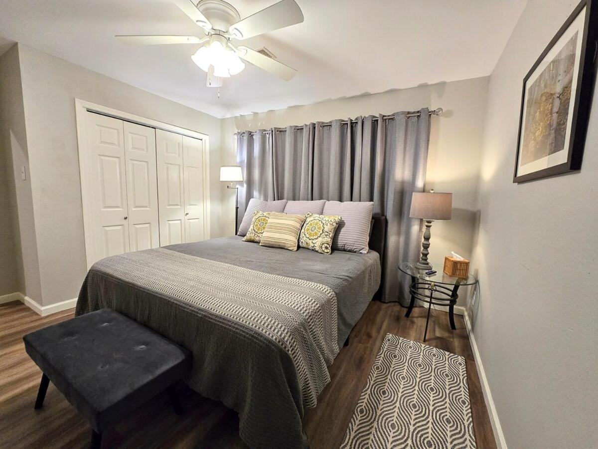 Apartamento Serene Lakefront Retreat